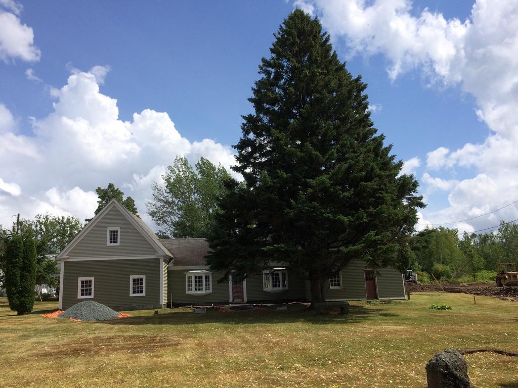 Governor'S Mansion Inn Miramichi Bagian luar foto